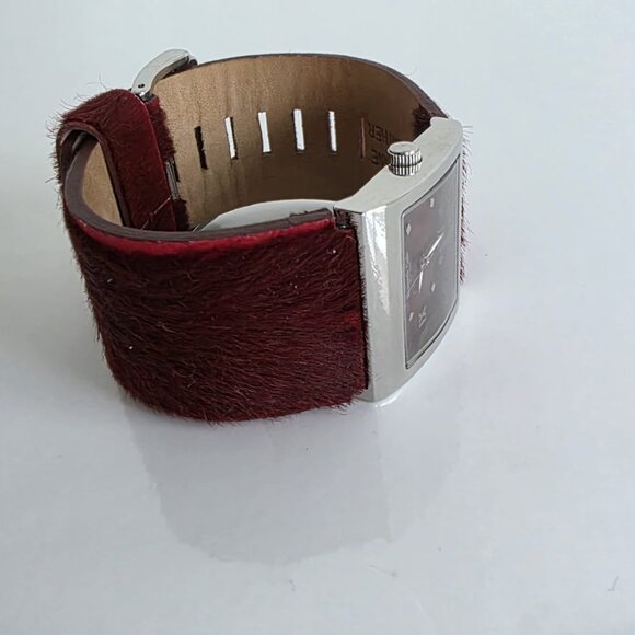 KENNETH COLE WATCH! - Picture 4 of 15